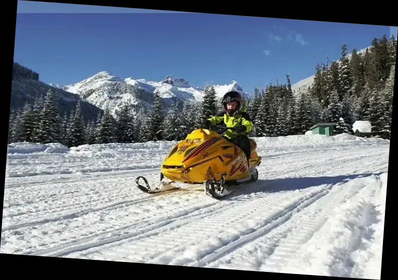 Blackcomb Snowmobile