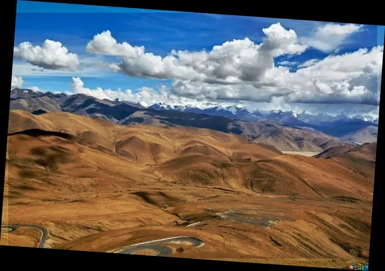 Qomolangma National Nature Preserve